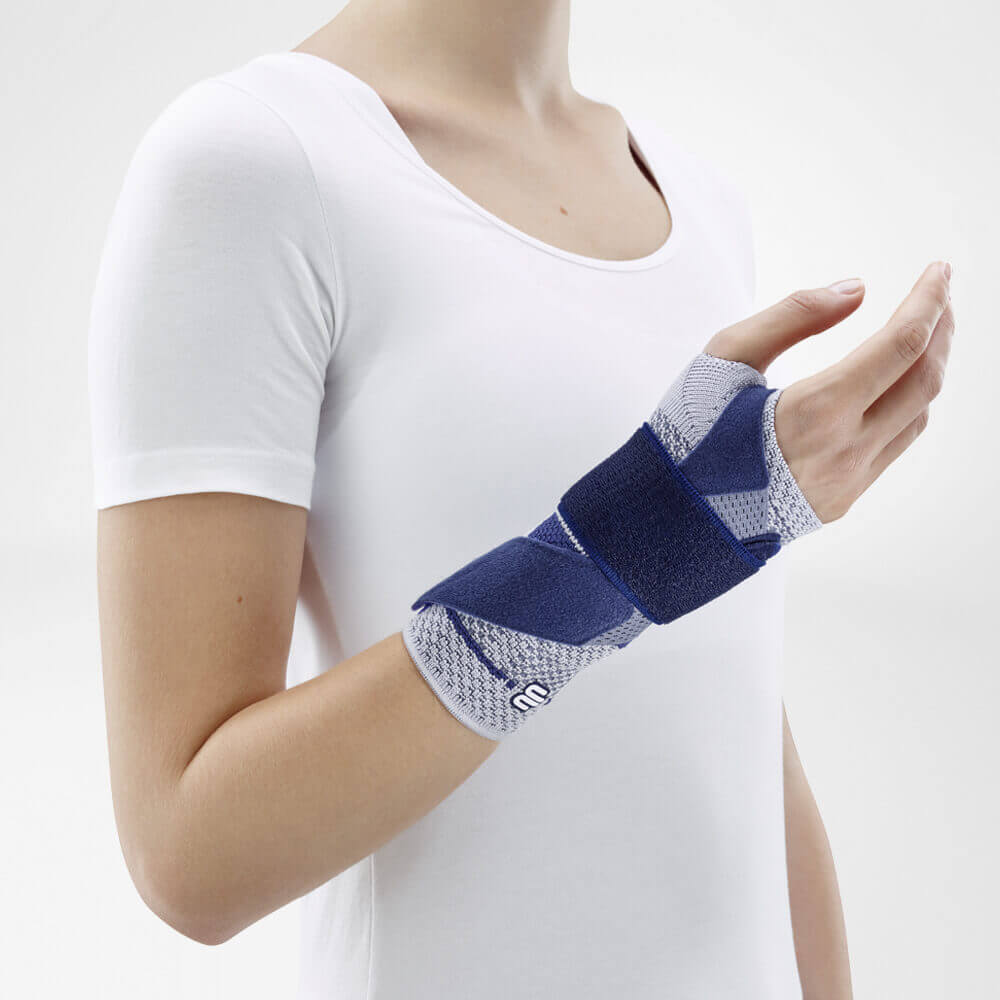 Bauerfeind ManuTrain Wrist Support Brace
